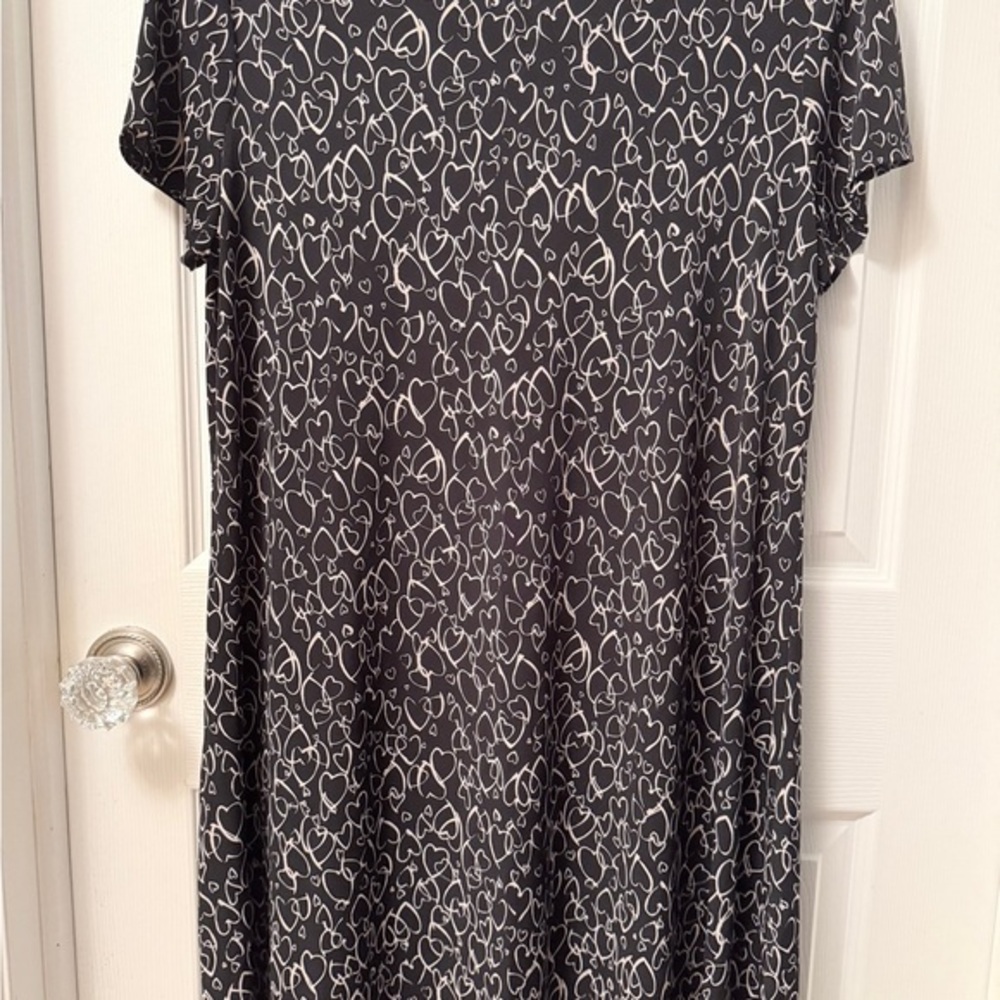 Elegant Black and White Patterned Dress Sz L AD